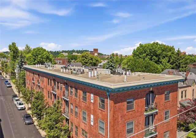 2nd image of 5607 Elmer St, Pittsburgh, PA 15232