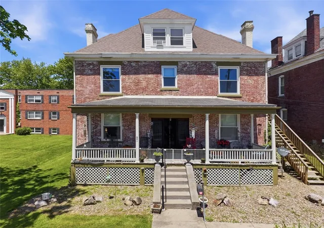 1st image of 224 W College St, Canonsburg, PA 15317 | MLS# 1758106