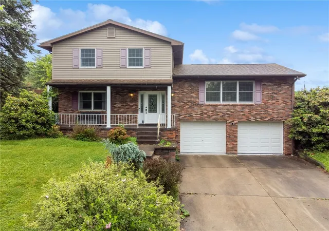 1st image of 4044 Briarwood Dr, Hempfield Twp, PA 15644 | MLS# 1758365