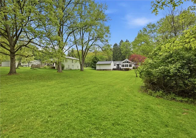 Homes for sale in Neshannock Twp, PA | 2907 Old Plank Rd, Neshannock Twp, PA 16105 | MLS# 1758386