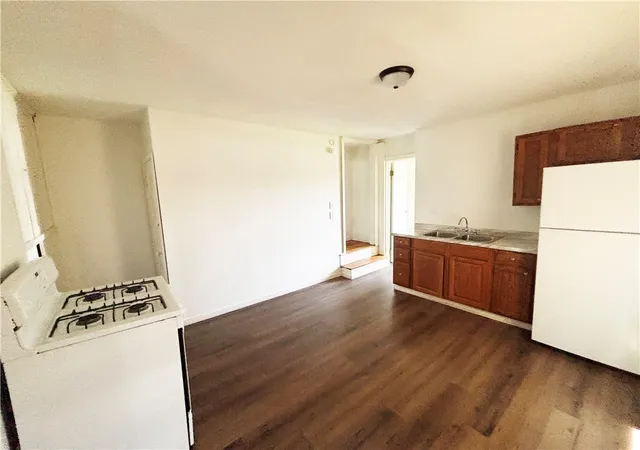 Photo 3 of Single family home for sale at 320 North 3rd, Clairton, PA 15025 | MLS# 1758461 | Listing updated on 2026-07-27