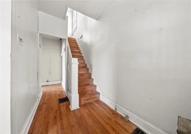 Homes for sale in Verona, PA | 633 3Rd St, Verona, PA 15147 | MLS# 1757936