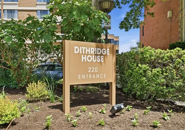Homes for sale in Oakland, PA | 220 N Dithridge #603, Oakland, PA 15213 | MLS# 1758422