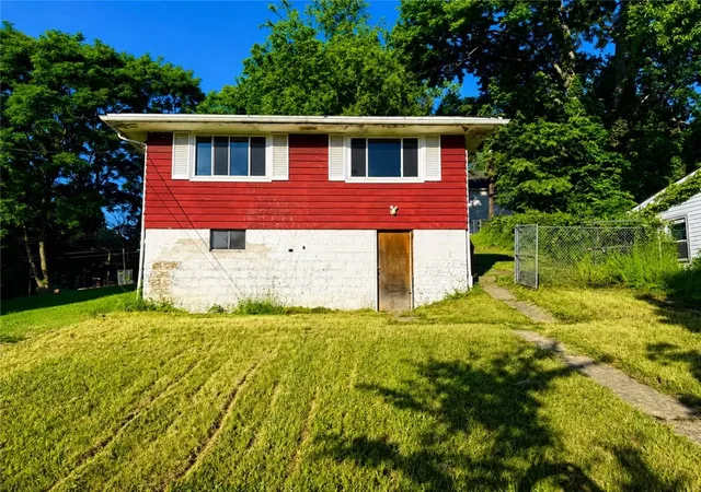 Homes for sale in West Mifflin, PA | 2011 Valley St, West Mifflin, PA 15122 | MLS# 1758522