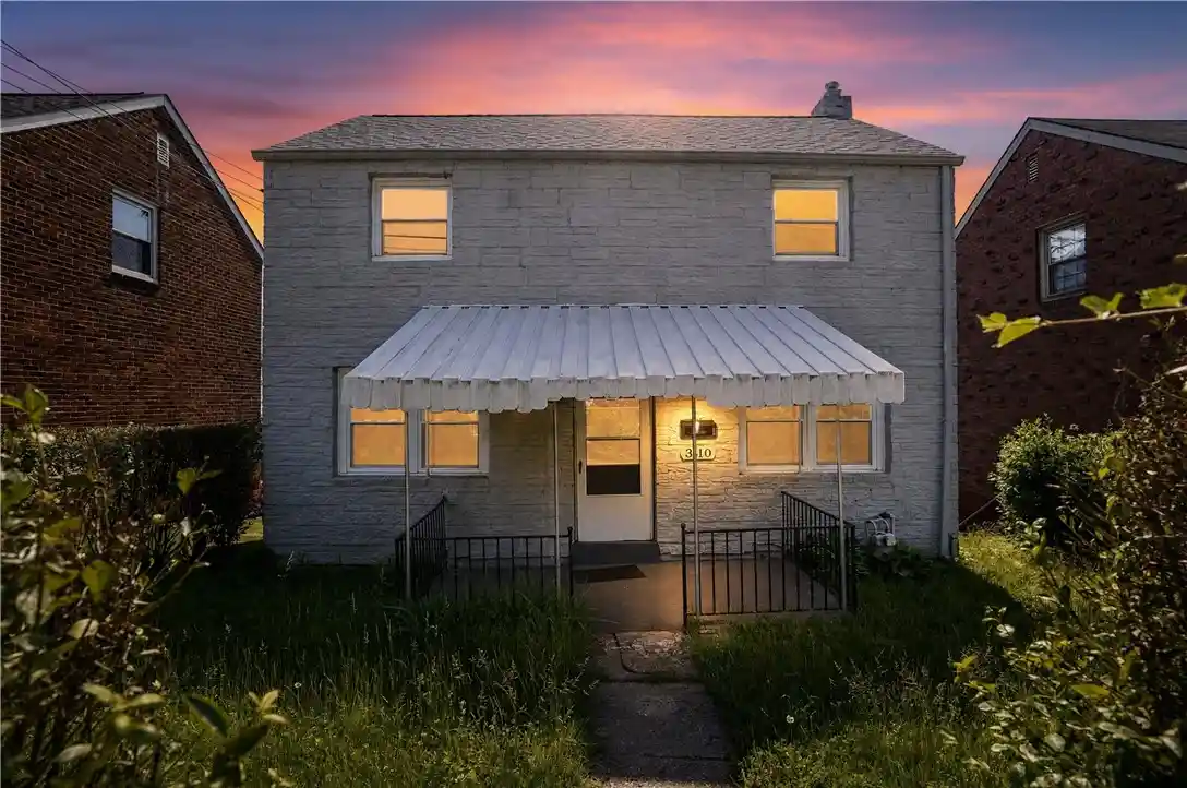 Photo 1 of Single family home for sale at 3610 Kaufmann Ave, Brentwood, PA 15227 | MLS# 1757667 | Listing updated on 2026-10-22