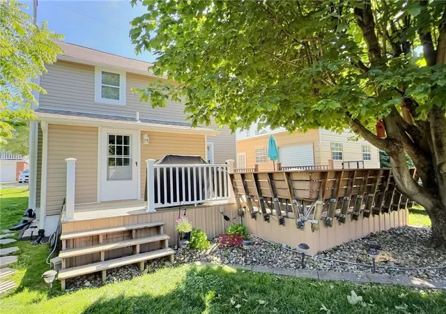 3rd image of 152 N Haft St, Houston, PA 15342 | MLS# 1758527