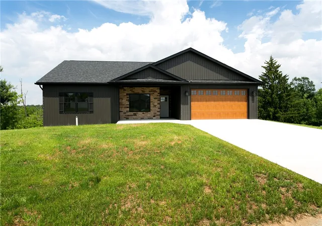 5th image of 10 Vincent Dr #4, North Union Twp, PA 15401 | MLS# 1758536