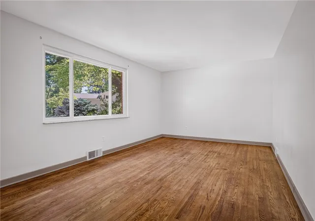 5th image of 4737 Jewel Dr, Pittsburgh, PA 15236 | MLS# 1758112