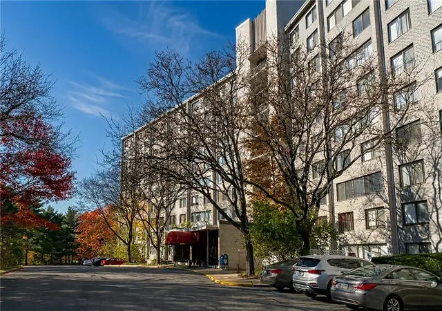 1st image of 1150 Bower Hill Rd #512-A, Pittsburgh, PA 15243 | MLS# 1758545