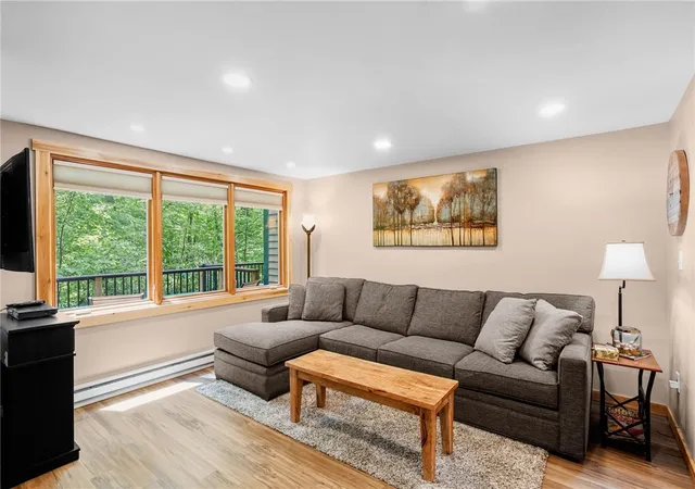 3rd image of 521 Laurel Ponds, Farmington, PA 15437 | MLS# 1758202