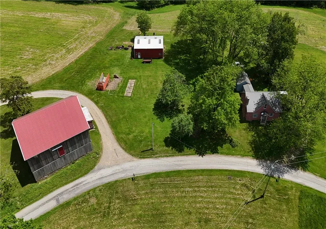 1st image of 899 Union Flat Rd, Shelocta, PA 15774 | MLS# 1758532