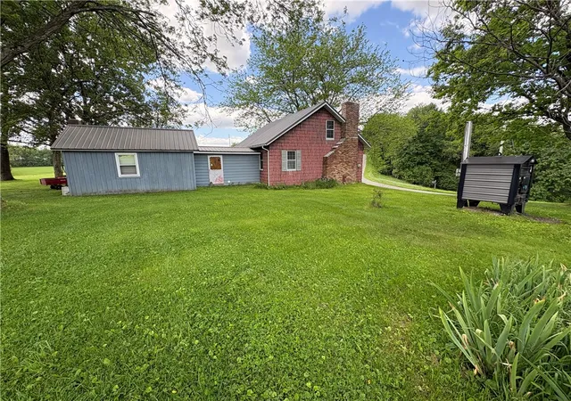 Photo 4 of House for sale at 899 Union Flt Rd, Shelocta, PA 15774 | MLS# 1758532 | Listing updated on 2026-07-22