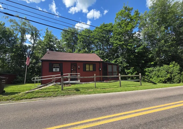 Homes for sale in Allegheny Twp, PA | 411 La Belle Vue Rd, Allegheny Twp, PA 15690 | MLS# 1758561