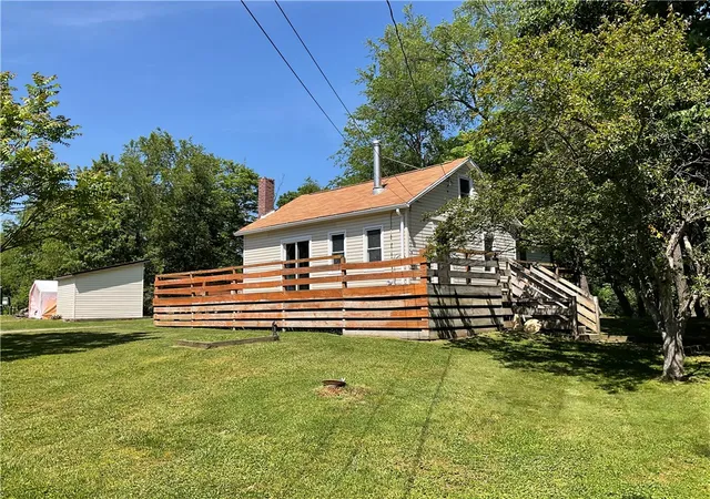 Homes for sale in Gilpin Twp, PA | 123 Mccoy Rd, Gilpin Twp, PA 15656 | MLS# 1758584