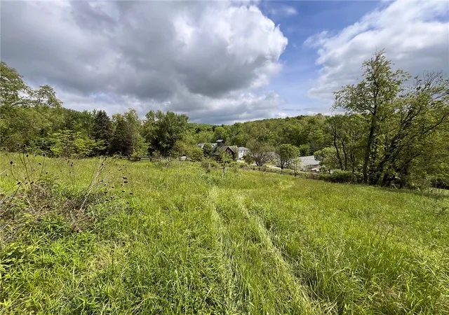 4th image of 4448-4450 Hollow Road, New Castle, PA 16101 | MLS# 1758573