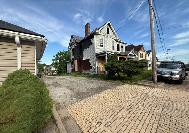 Photo 3 of Sale Pending at 1213 Pirl St, Mc Keesport, PA 15132 | MLS# 1758588 | Listing updated on 2026-07-21