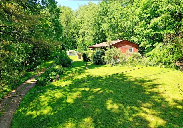 Photo 1 of Single family home for sale at 184 Mcclain Ln, New Castle, PA 16105 | MLS# 1758608 | Listing updated on 2026-07-21