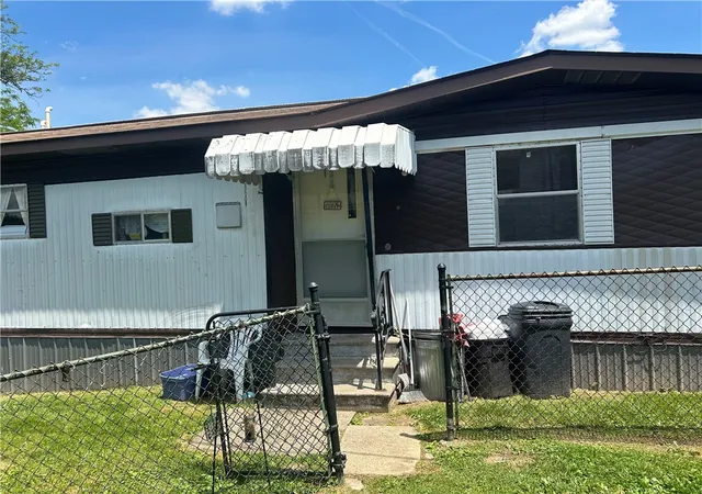 Homes for sale in Derry Twp, PA | 419 Short St, Derry Twp, PA 15627 | MLS# 1758646