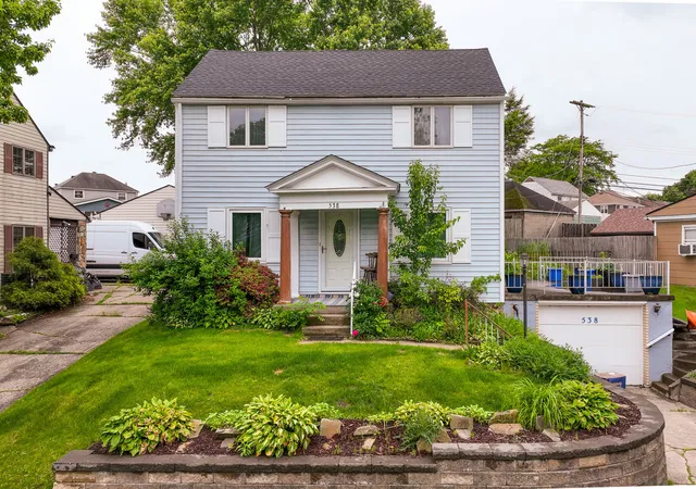Homes for sale in Clairton, PA | 538 Independence Dr, Clairton, PA 15025 | MLS# 1758671