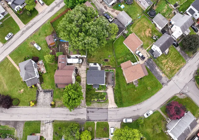Homes for sale in Clairton, PA | 538 Independence Dr, Clairton, PA 15025 | MLS# 1758671
