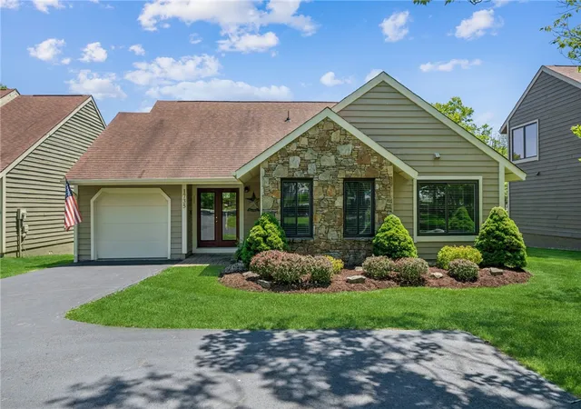 Homes for sale in Hidden Valley, PA | 1735 Snowfield Dr, Hidden Valley, PA 15502 | MLS# 1758265