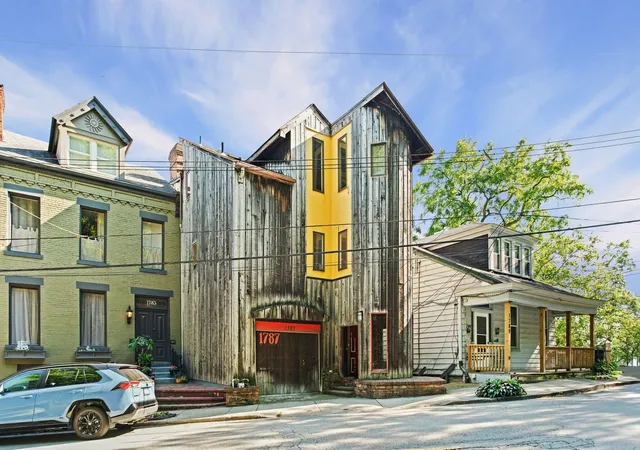 1st image of 1787 Perrysville Ave, Pittsburgh, PA 15212 | MLS# 1758687