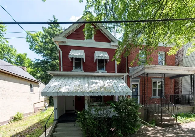 Homes for sale in Wilkinsburg, PA | 1315 Labelle Ave, Wilkinsburg, PA 15221 | MLS# 1758686