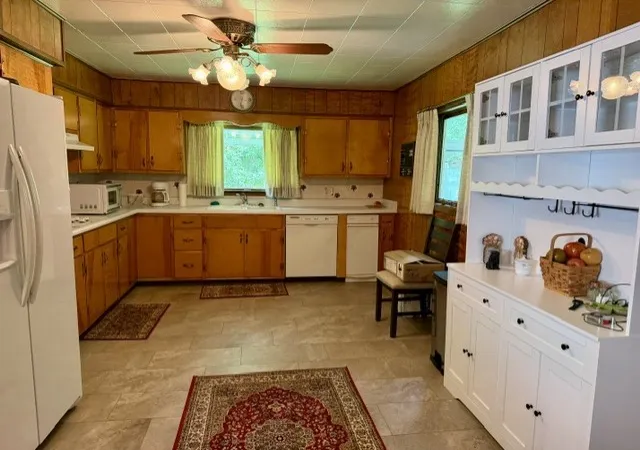 image of 304 N Scott St, New Castle, PA 16101 | MLS# 1758704