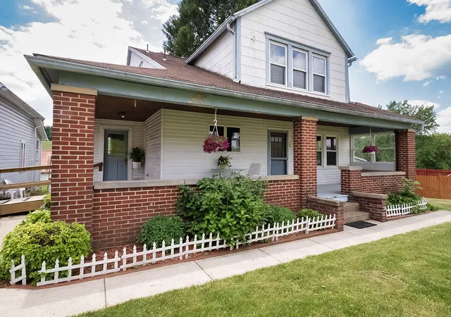 3rd image of 386 Fanker Rd, Jackson Twp, PA 16037 | MLS# 1758751