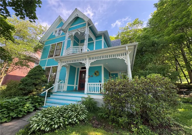 Homes for sale in Brookville, PA | 304 Jefferson St, Brookville, PA 15825 | MLS# 1758794