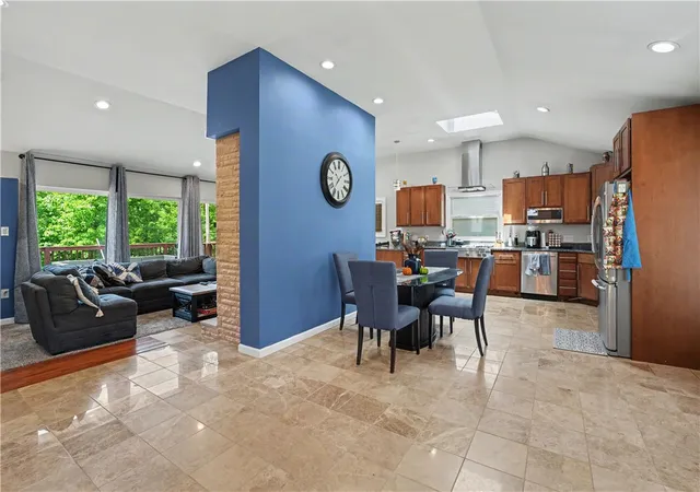 2nd image of 3466 Ridgewood Dr, Churchill Boro, PA 15235 | MLS# 1758810