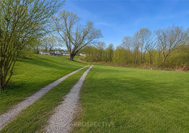 Homes for sale in North Union Twp, PA | 23 Hogsett Ln, North Union Twp, PA 15401 | MLS# 1758826