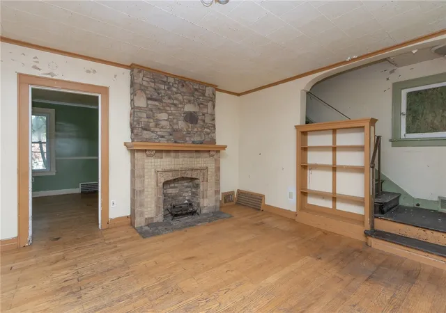 Homes for sale in Charleroi Boro, PA | 510 Lookout Ave, Charleroi Boro, PA 15022 | MLS# 1758851