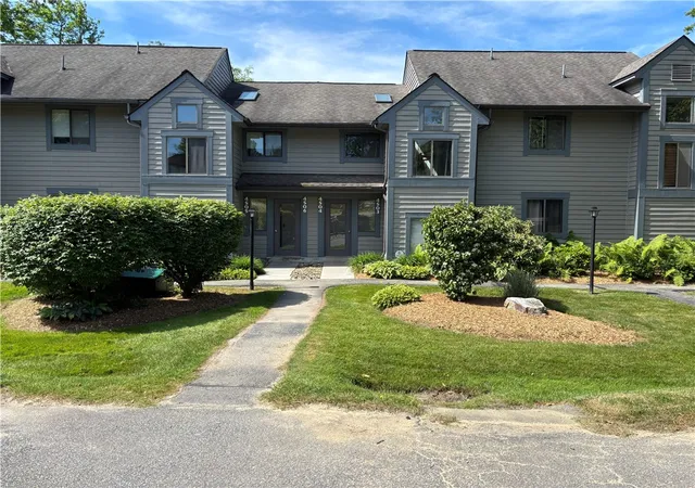 Homes for sale in Seven Springs Resort, PA | 4506 Swiss Mt Dr, Seven Springs Resort, PA 15622 | MLS# 1758683