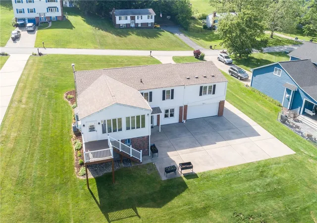 Homes for sale in South Franklin, PA | 3061 Dividend Dr, South Franklin, PA 15301 | MLS# 1758804