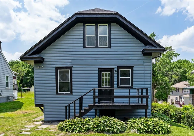 4th image of 615 Park Ave, Farrell, PA 16121 | MLS# 1758889