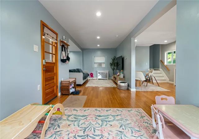 Photo 3 of Single family home for sale at 100 Riverview, O'hara, PA 15238 | MLS# 1758736 | Listing updated on 2026-08-03