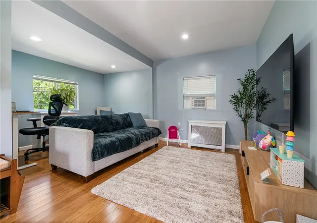 Photo 4 of Single family home for sale at 100 Riverview, O'hara, PA 15238 | MLS# 1758736 | Listing updated on 2026-08-03