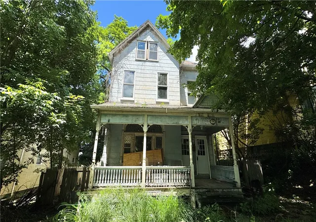 1st image of 134 Meade Ave, Bellevue, PA 15202 | MLS# 1758771
