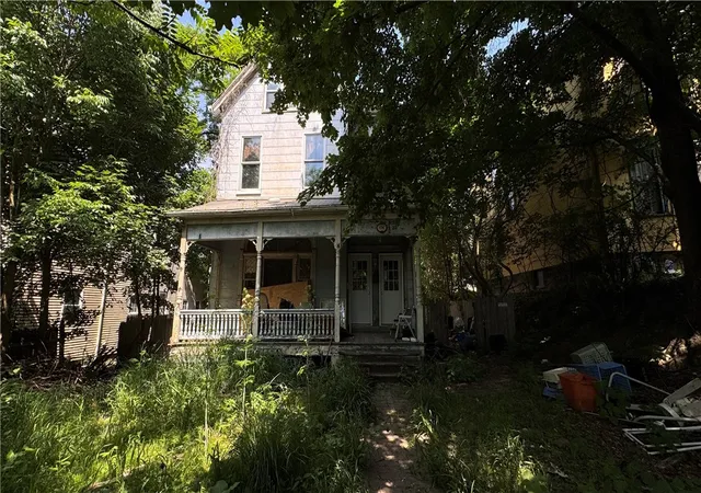 Photo 3 of Single family home for sale at 134 Meade Ave, Bellevue, PA 15202 | MLS# 1758771 | Listing updated on 2026-07-31