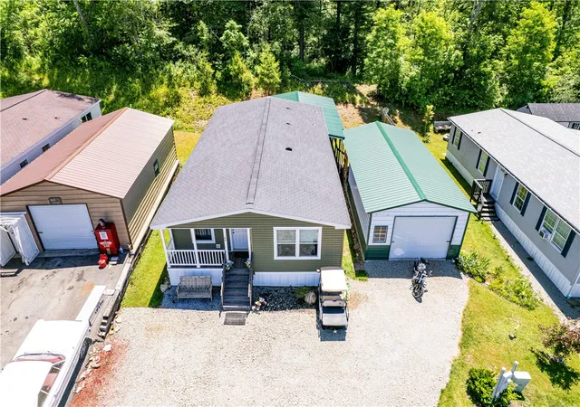 3rd image of 84 High View Dr, Donegal, PA 15628 | MLS# 1758958