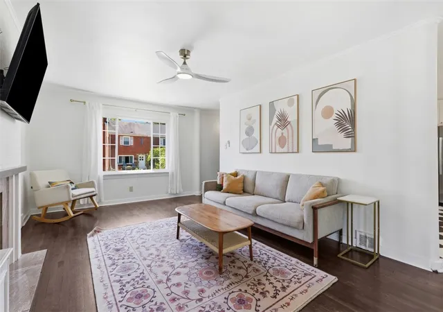 4th image of 2830 Fernwald Rd, Pittsburgh, PA 15217 | MLS# 1758881