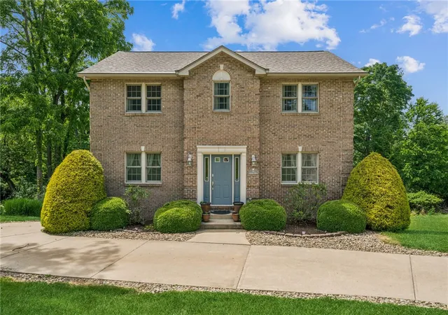 Homes for sale in N Franklin Twp, PA | 61 Greenhill Dr, N Franklin Twp, PA 15301 | MLS# 1759010