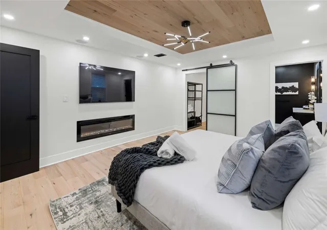 Photo 3 of Townhouse for sale at 1112 James St, Pittsburgh, PA 15212 | MLS# 1758558 | Listing updated on 2026-07-24