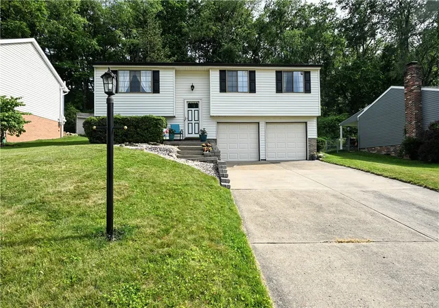Homes for sale in South Park, PA | 1264 Armstrong Dr, South Park, PA 15129 | MLS# 1759019