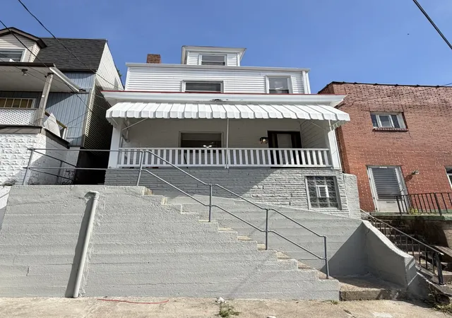 Homes for sale in Lawrenceville, PA | 5268 Wickliff St, Lawrenceville, PA 15201 | MLS# 1759042