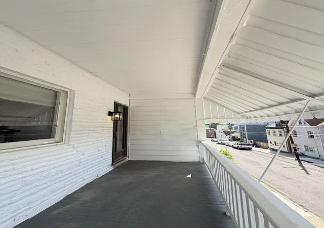 Photo 4 of Single family home for sale at 5268 Wickliff St, Pittsburgh, PA 15201 | MLS# 1759042 | Listing updated on 2026-06-25
