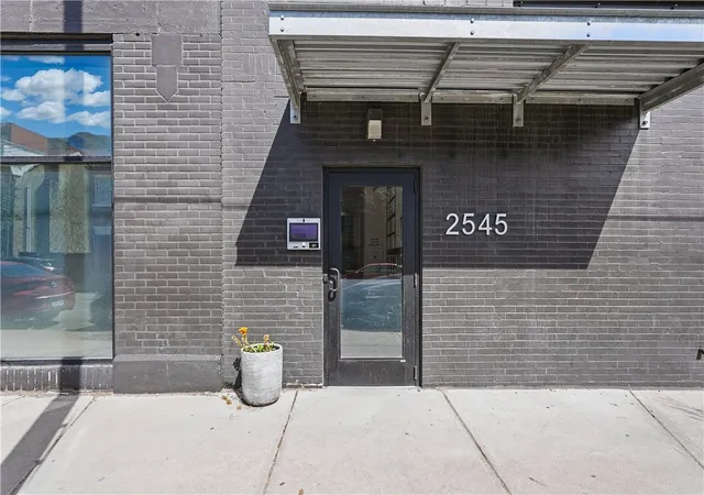 Homes for sale in Downtown Pgh, PA | 2545 Penn Ave #204, Downtown Pgh, PA 15222 | MLS# 1758979