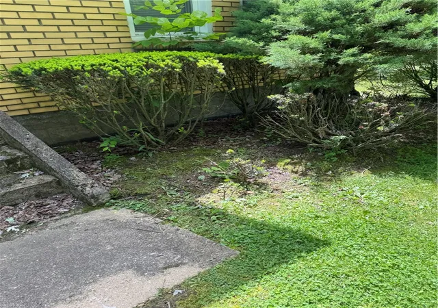 Photo 3 of Single family home for sale at 600 Edgewood, Washington Twp, PA 15613 | MLS# 1759078 | Listing updated on 2026-07-30