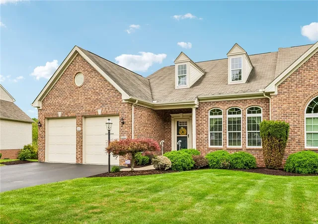 4th image of 5025 Jackson Dr, Jefferson Hills, PA 15025 | MLS# 1758975